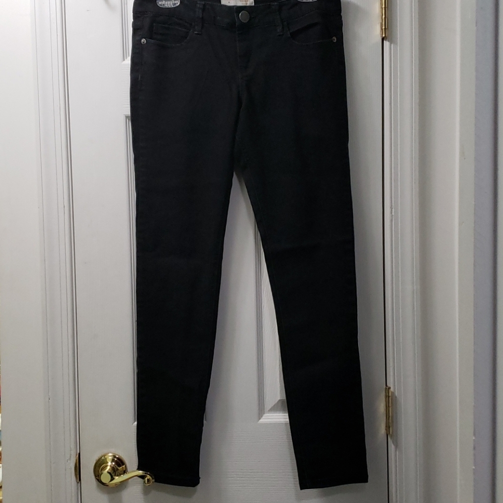 Black skinny jeans